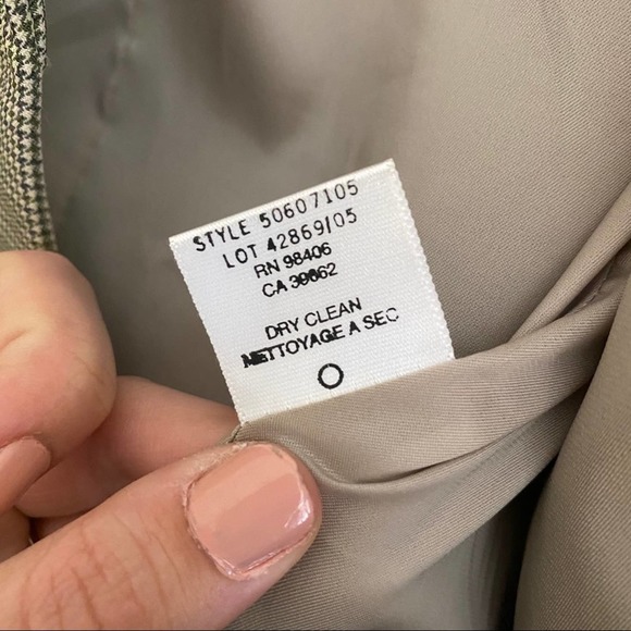 Theory Tan Classy Button Front Blazer Pockets Size 6 - Picture 9 of 11